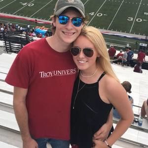 Meet your Posher, Lindsey